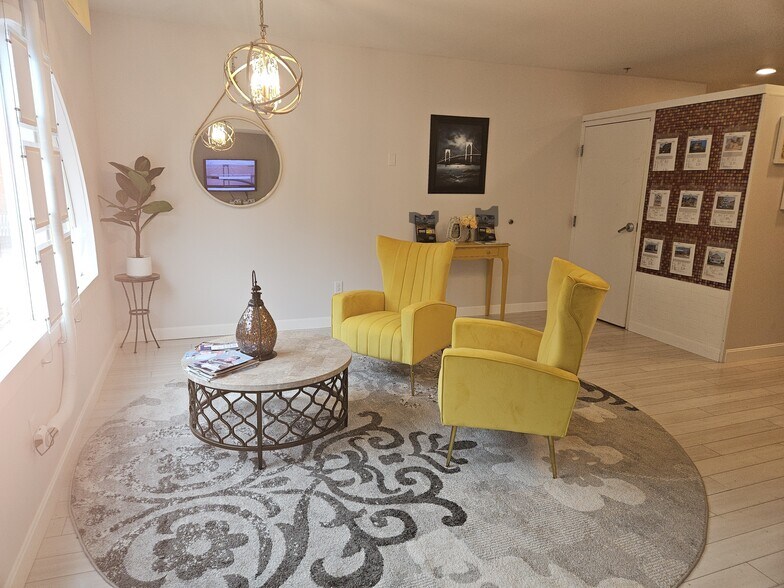 More Photos Of 201-230 Goddard Row, Newport Storefront Retail Office For Sale