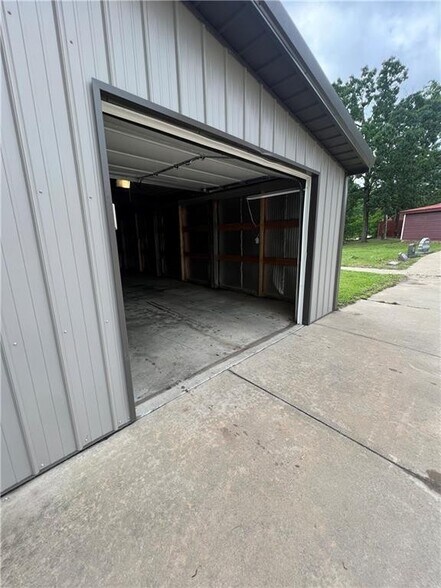 More Photos Of 199 Harmony Rd, Huntsville Office For Sale