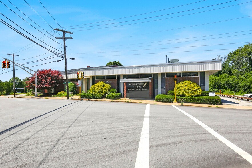 Primary Photo Of 1 N Main St, Webster Bank For Sale