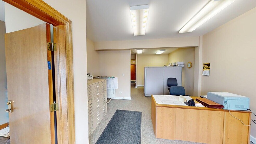 More Photos Of 334 E Colfax St, Palatine Loft Creative Space For Sale