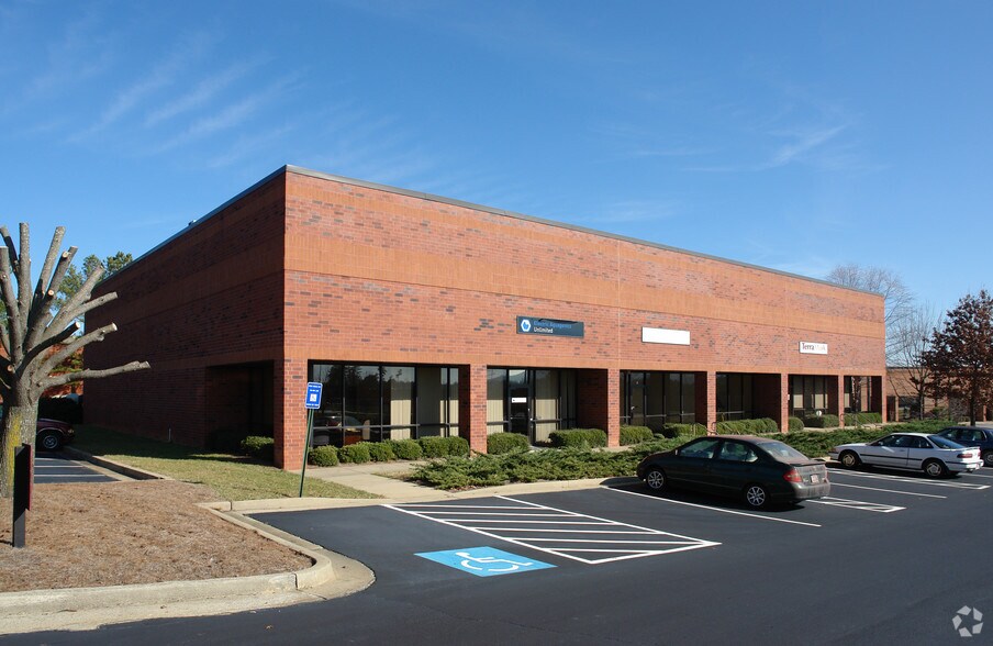 More Photos Of 2010 Cobb International Blvd, Kennesaw Unknown For Lease