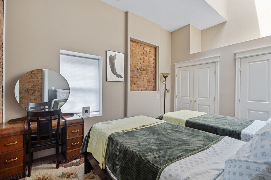 More Photos Of 317 W Fayette St, Syracuse Storefront Retail Office For Sale