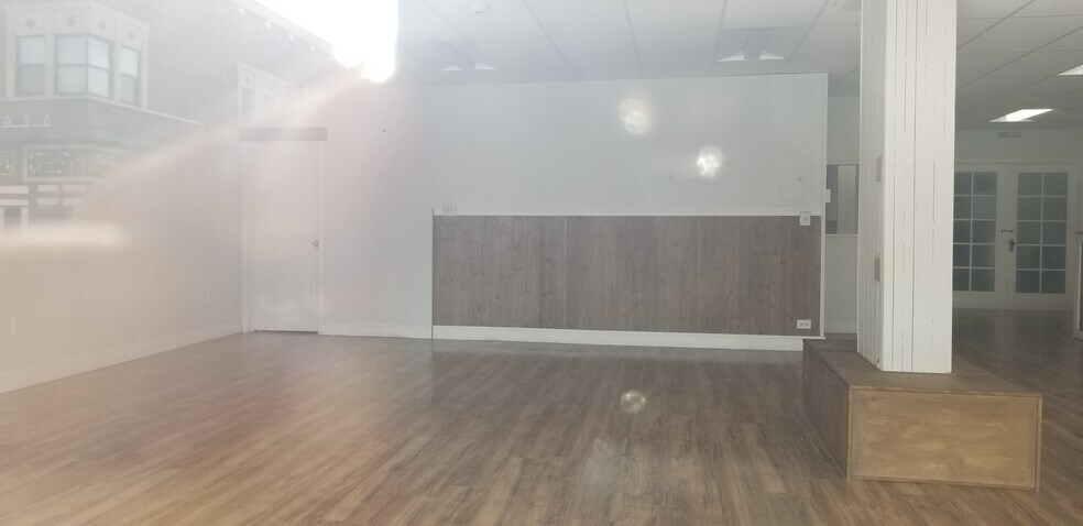 More Photos Of 37312-37316 Niles Blvd, Fremont Storefront Retail Residential For Lease