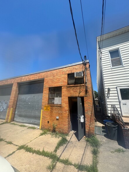 Primary Photo Of 11023 15th Ave, College Point Warehouse For Lease