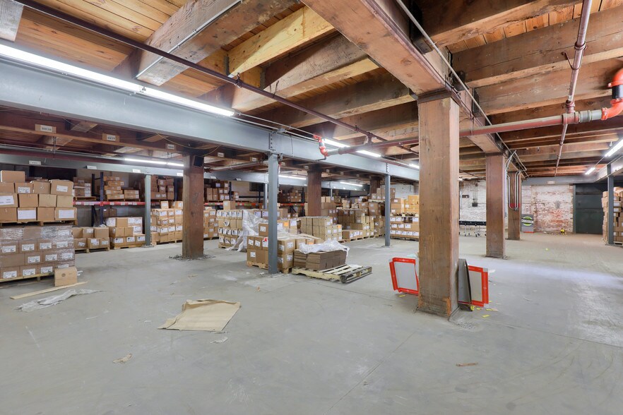 More Photos Of 6155-6165 E Main St, East Petersburg Industrial For Sale