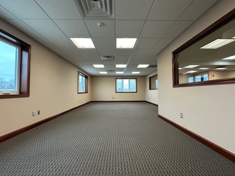 More Photos Of 1221 Hartzell St, New Haven Manufacturing For Lease