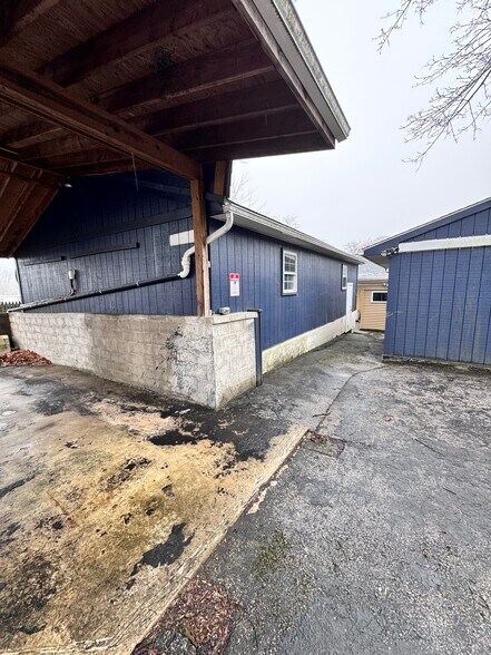 More Photos Of 2 N Lakeside Ave, Berwyn Office For Lease