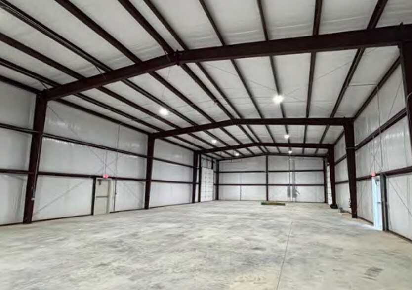 More Photos Of 7420 FM 2449, Ponder Unknown For Lease