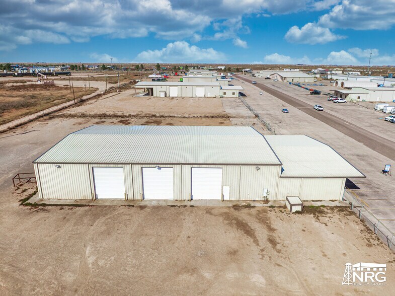 More Photos Of 2804 S County Road 1242, Midland Warehouse For Lease