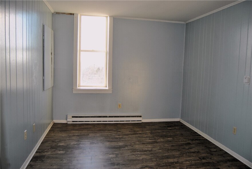 More Photos Of 2-4 Commercial St, Livonia Storefront Retail Residential For Sale