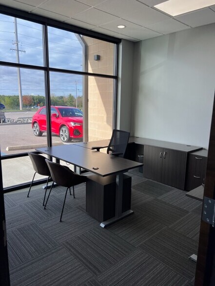 More Photos Of 1001-1021 Rondale Ct, Dardenne Prairie Office For Sale