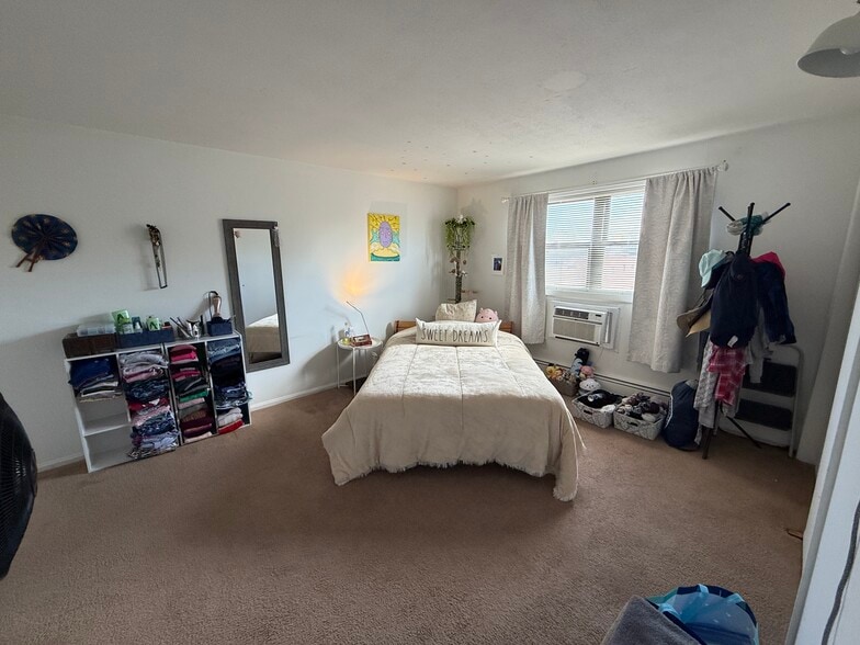 More Photos Of 544 Tolland St, East Hartford Apartments For Sale