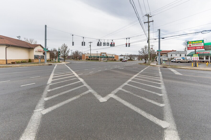 More Photos Of 301 Genesee St, Auburn Freestanding For Lease