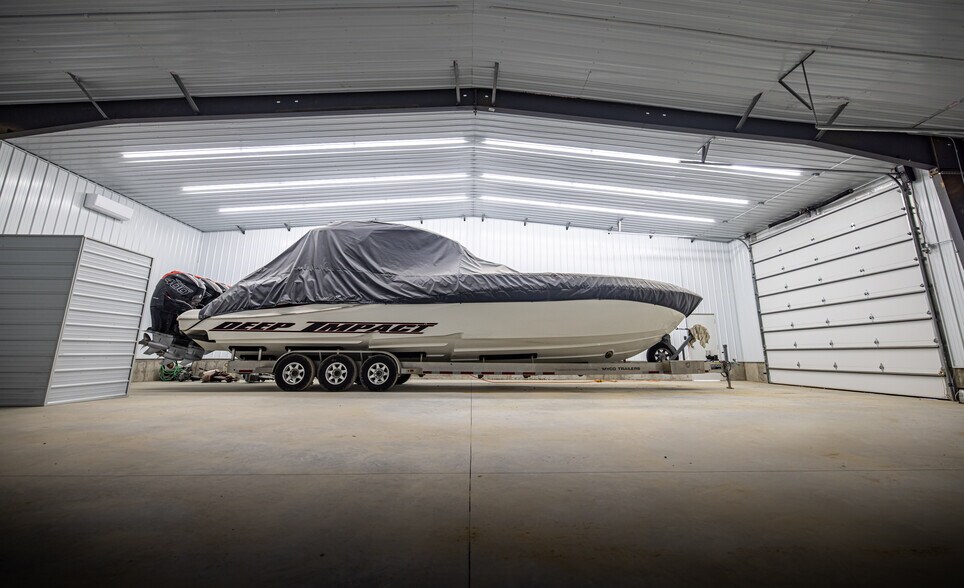 More Photos Of 100 Man Cave, Sunrise Beach Self Storage For Sale