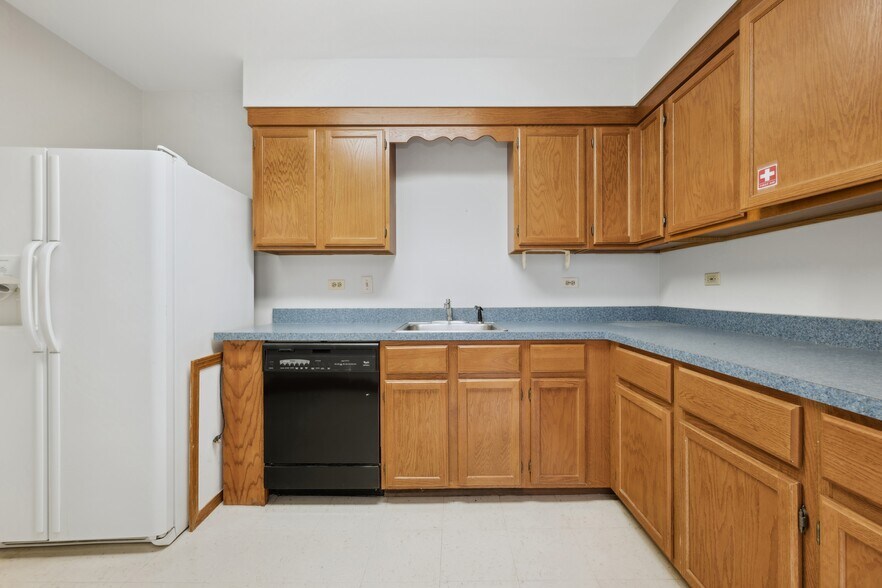 More Photos Of , Libertyville Unknown For Sale