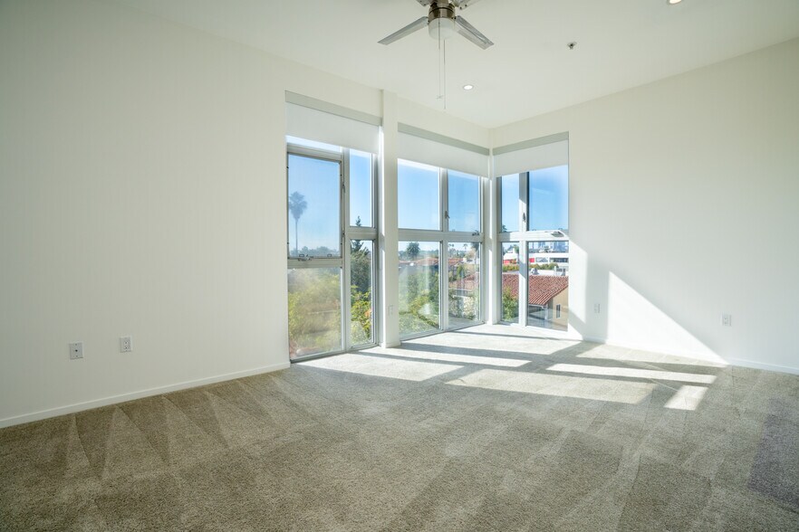 More Photos Of 738 S Ogden Dr, Los Angeles Apartments For Sale