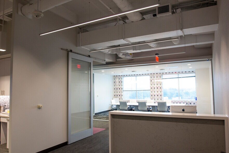 More Photos Of 2800 N Dallas Pky, Plano Office For Lease