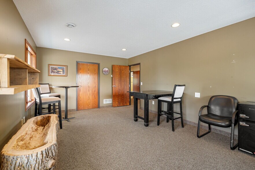 More Photos Of 3700 11th Pl NE, Austin Lodge Meeting Hall For Sale