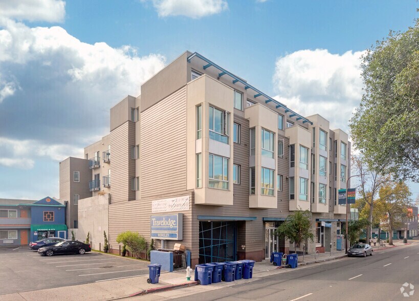 More Photos Of 1812 University Ave, Berkeley Apartments For Lease