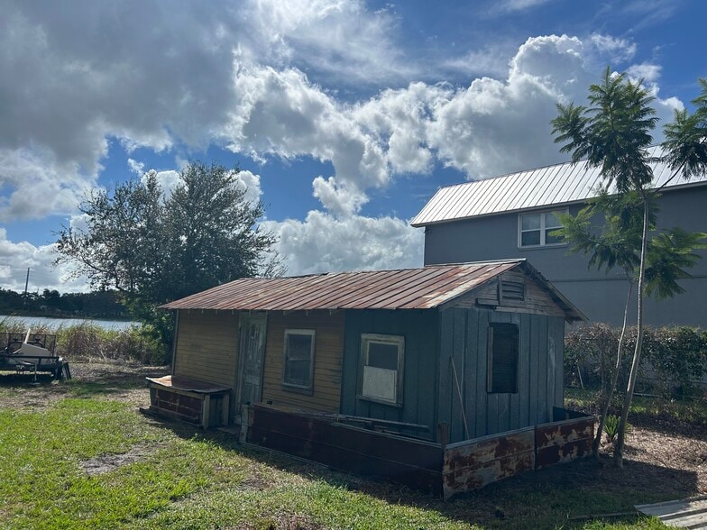 More Photos Of 2844 Lake Alfred Rd, Winter Haven Industrial For Sale
