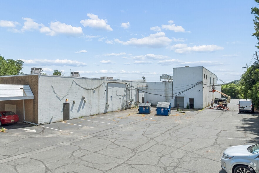 More Photos Of 431 County Road 513, Califon Storefront For Sale