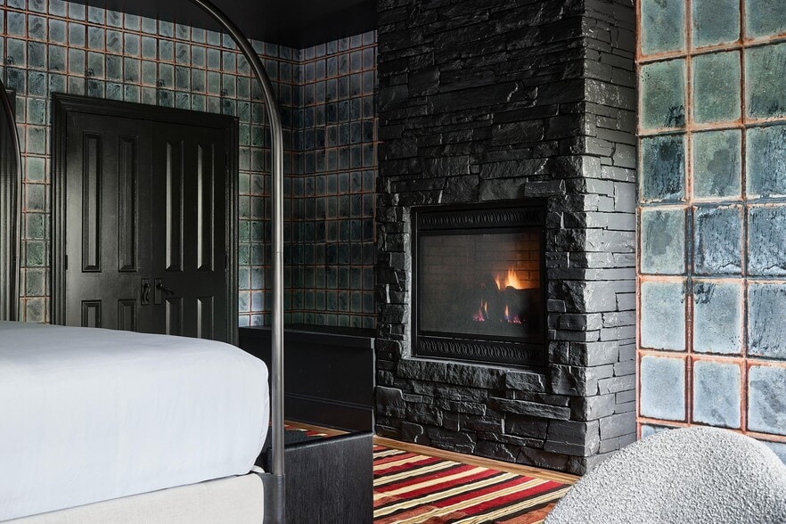 More Photos Of 173 E Chestnut St, Asheville Hotel For Sale