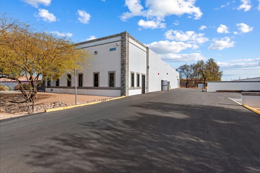 More Photos Of 8615 N 78th Ave, Peoria Warehouse For Sale
