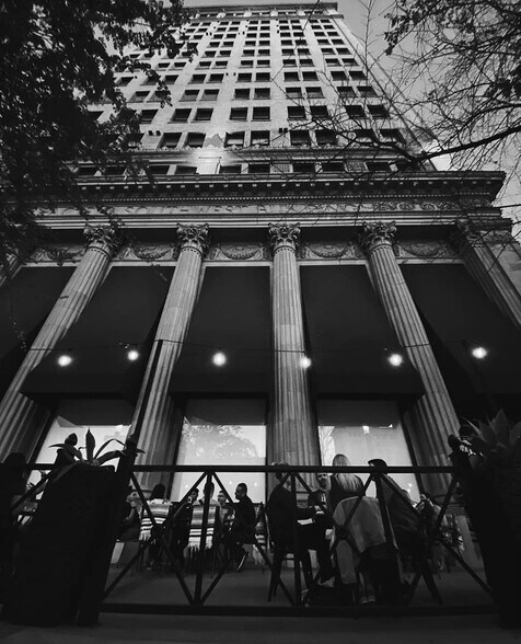 More Photos Of 1060 Fulton St, Fresno Office For Sale