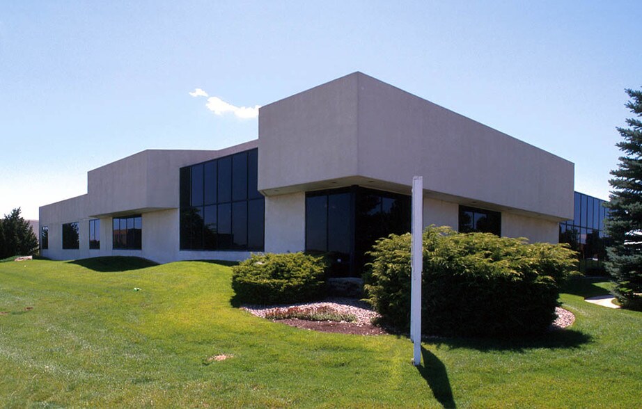 More Photos Of 12742 E Caley Ave, Englewood Manufacturing For Lease