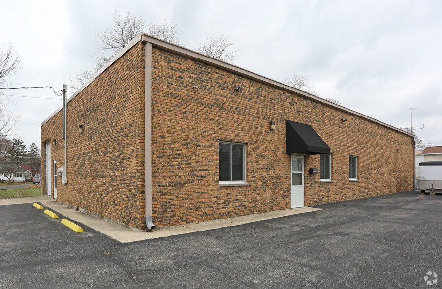 More Photos Of 1036 Sard Ave, Montgomery Warehouse For Lease