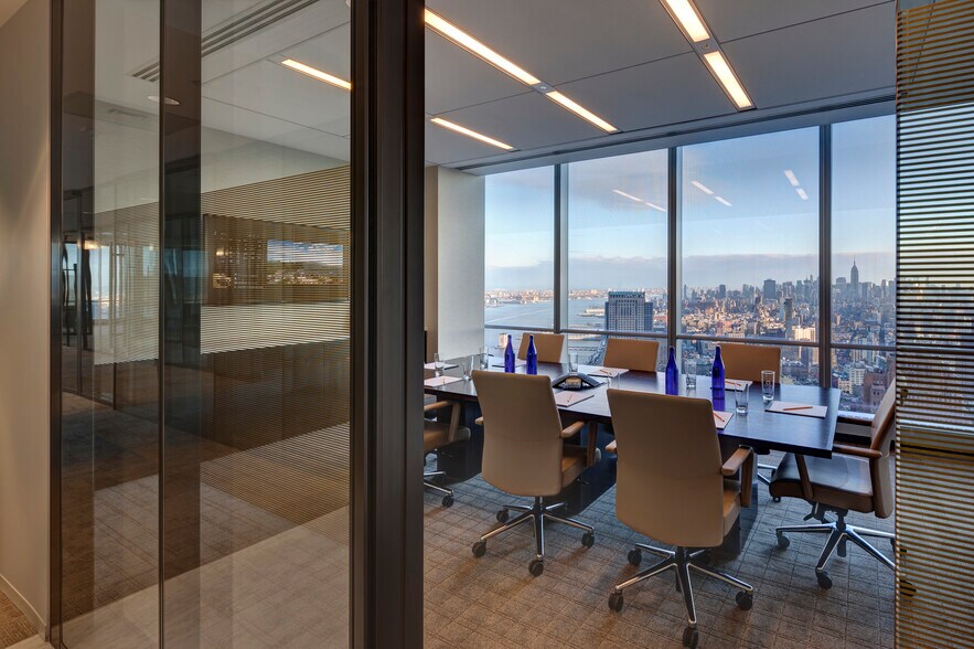 More Photos Of 7 World Trade Center, New York Coworking Space