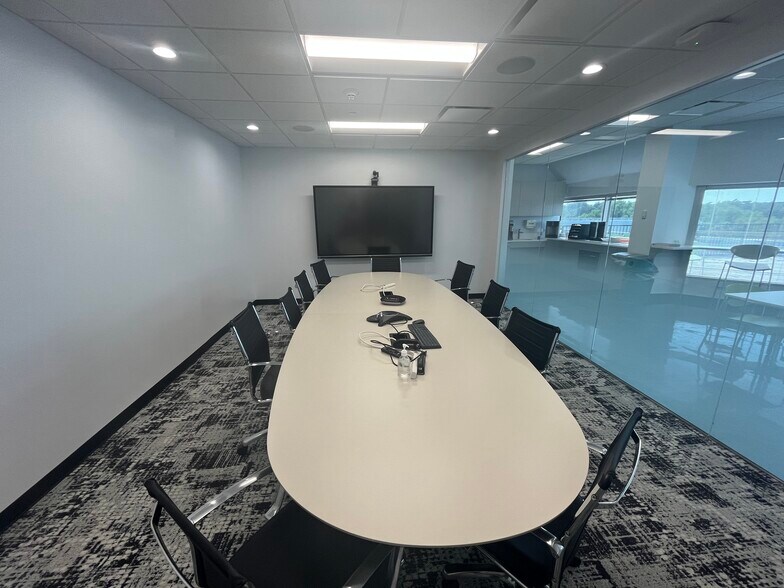 More Photos Of 800 Westchester Ave, Rye Brook Office For Lease