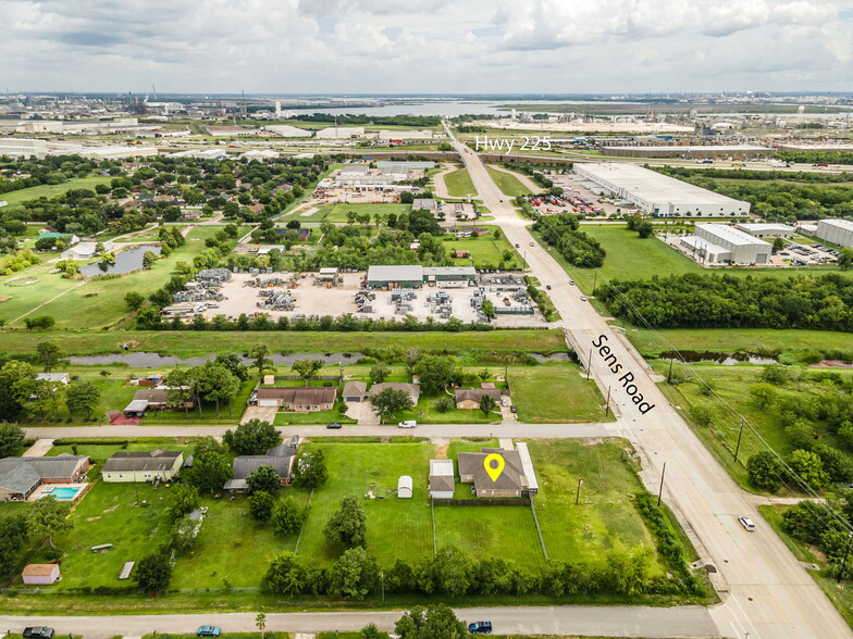 Primary Photo Of 11820 Plainbrook St, La Porte Distribution For Sale