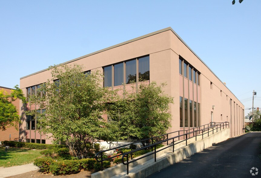 More Photos Of 737 Delaware Ave, Buffalo Office For Lease