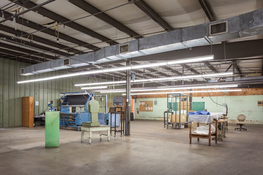 More Photos Of 520 E Main St, Candor Warehouse For Sale