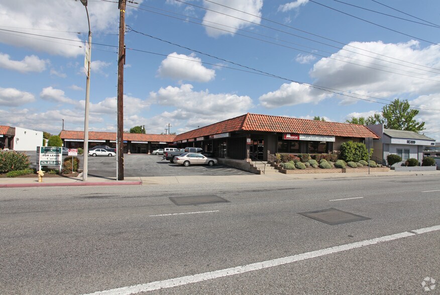More Photos Of 930-950 N Grand Ave, Covina Storefront Retail Office For Lease