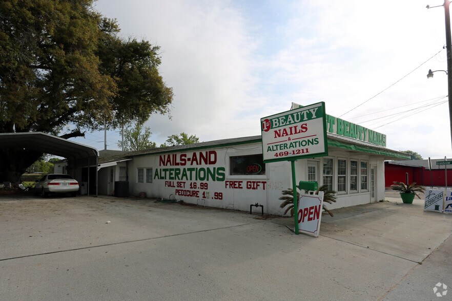 More Photos Of 3500 Mobile Hwy, Pensacola Freestanding For Sale