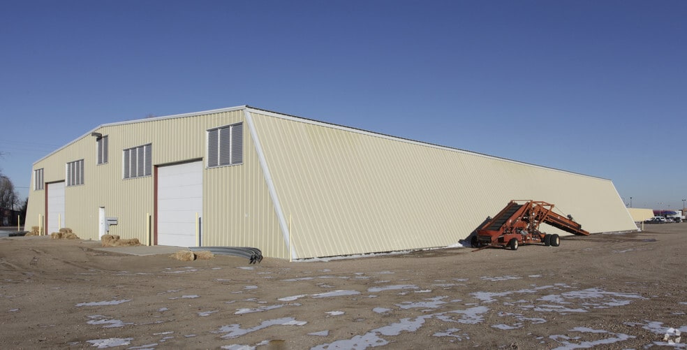 More Photos Of 19975 County Rd S, Fort Morgan Warehouse For Lease