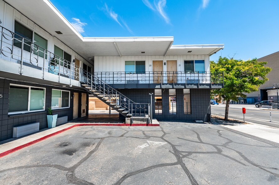 More Photos Of 500 University Way, Reno Apartments For Sale