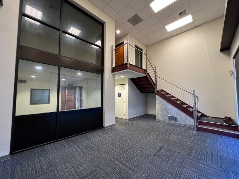 More Photos Of 460 W Larch Rd, Tracy Warehouse For Sale