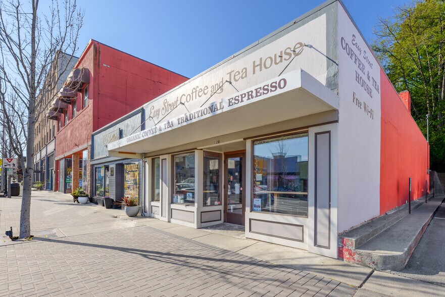 More Photos Of 128 W 1st St, Port Angeles General Retail For Sale