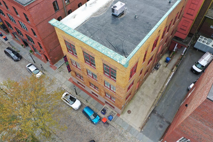 More Photos Of 392 Acushnet Ave, New Bedford Office For Sale