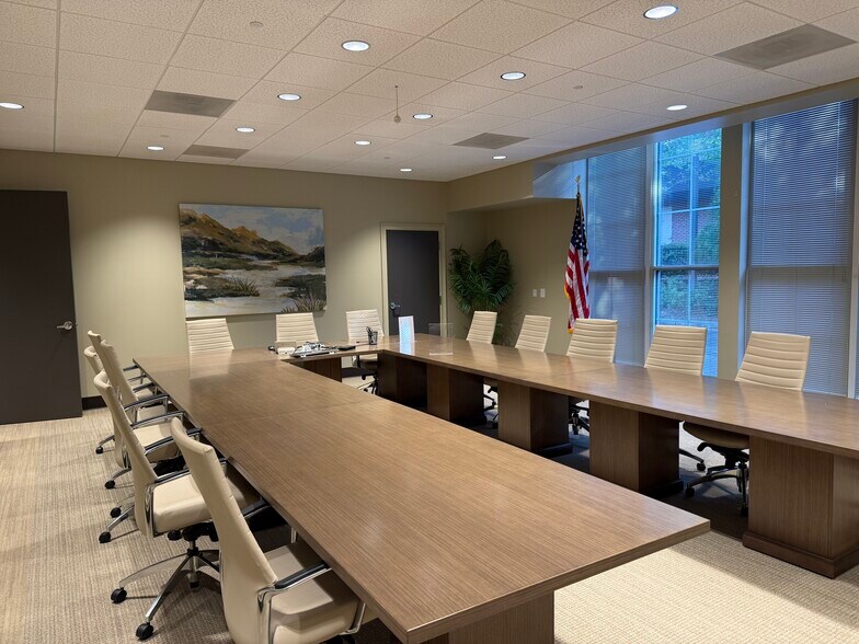 More Photos Of 5960 N Point Pky, Alpharetta Bank For Sale