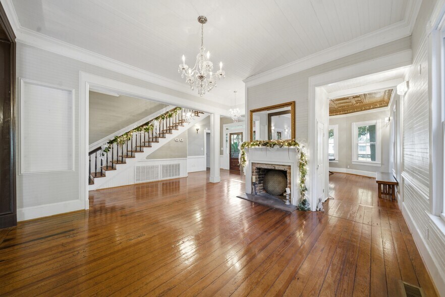 More Photos Of 7302 Woodrow St, Irmo Office Residential For Sale