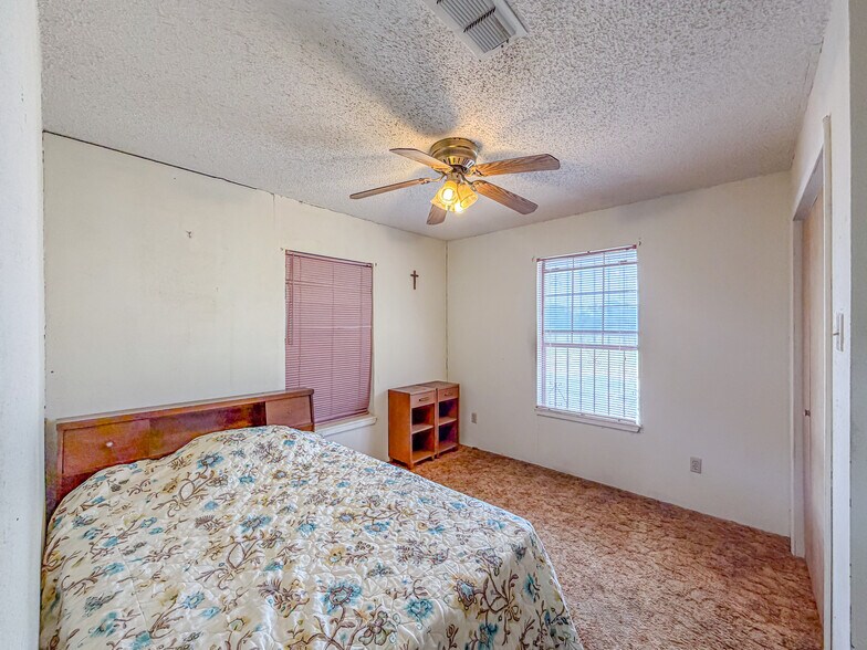 More Photos Of 587 Garza Jones Ln, Laredo Land For Sale