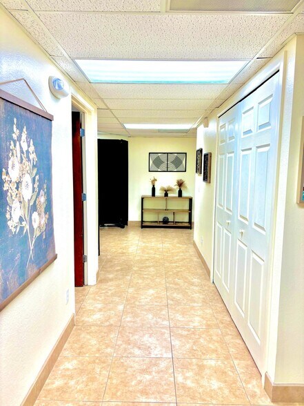 More Photos Of 6502-6564 E Carondelet Dr, Tucson Medical For Sale