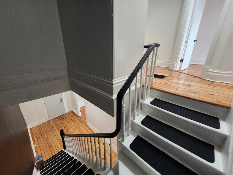 More Photos Of 301-307 Boul Du Havre, Salaberry-de-valleyfield Apartments For Sale
