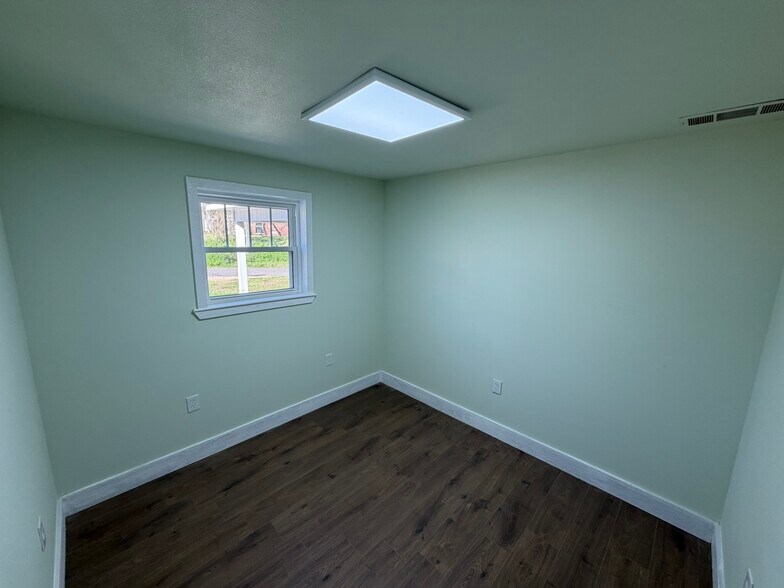 More Photos Of 1714 Erin St, Jackson Medical For Sale