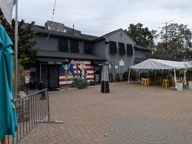 More Photos Of 4 John St, Morristown Office For Sale