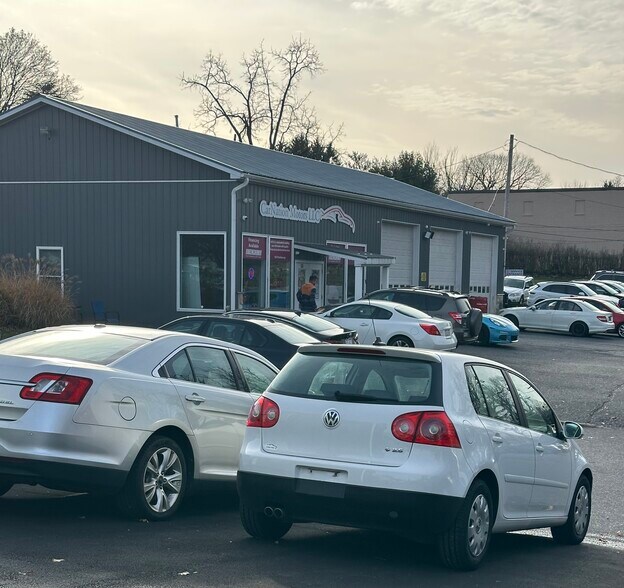 More Photos Of 2425 Herr St, Harrisburg Auto Repair For Sale